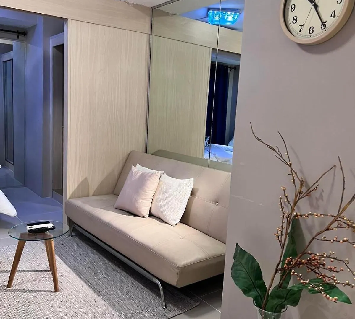 Makati Room 381 1 Bedroom Deluxe Smjazz T2 Residence New Manila Apartment